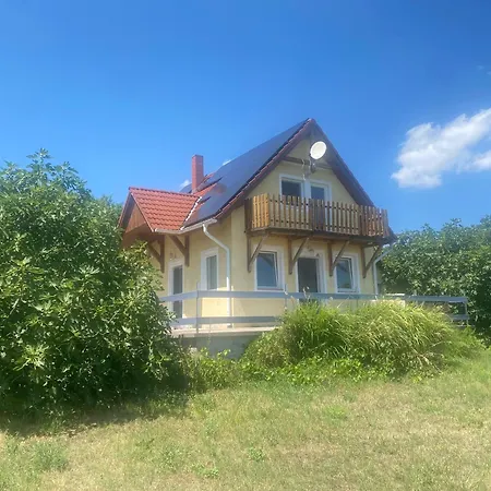 Tatil Evi Seasons & Connections